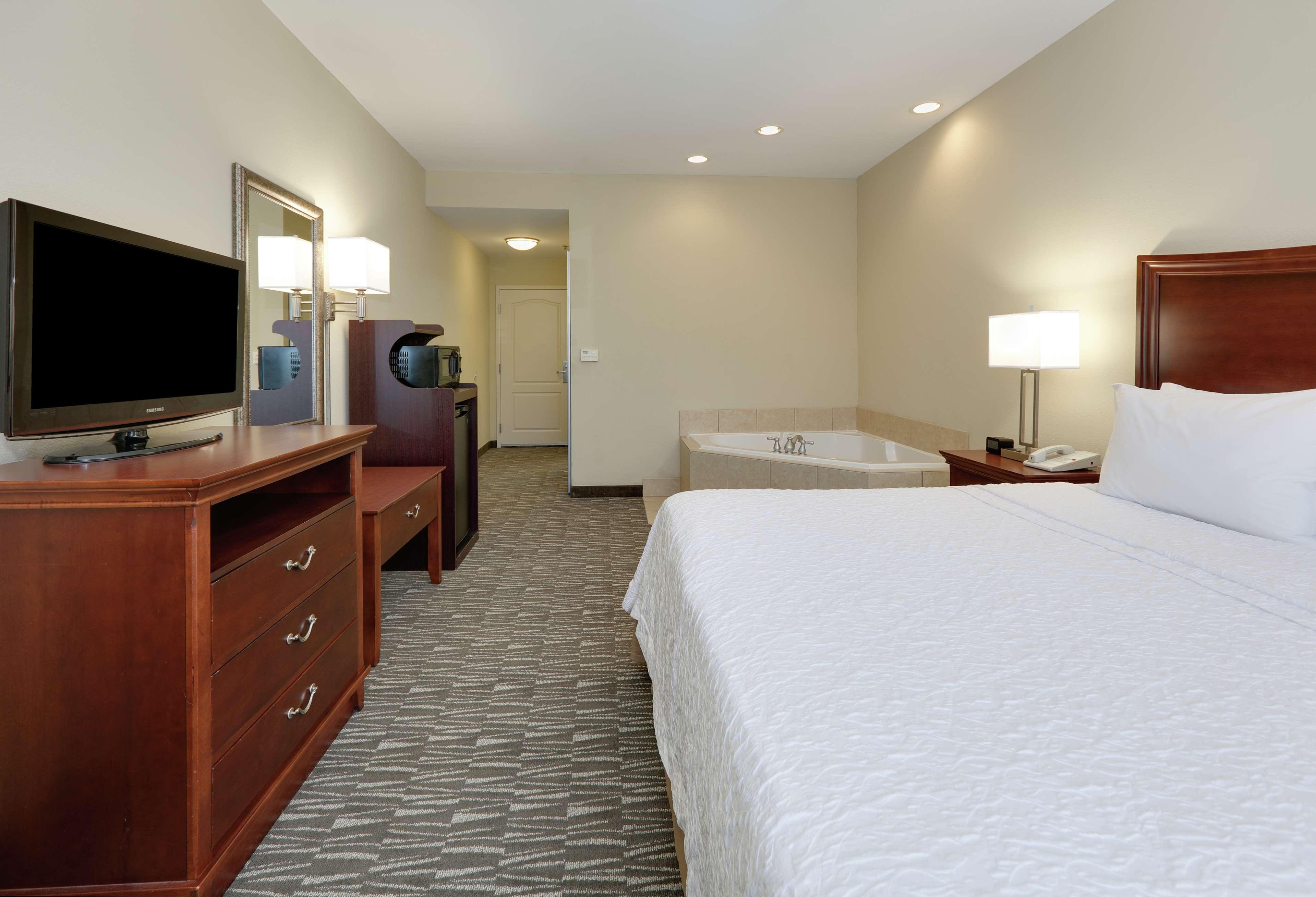 Hampton Inn & Suites Southern Pines-Pinehurst Aberdeen Exterior foto